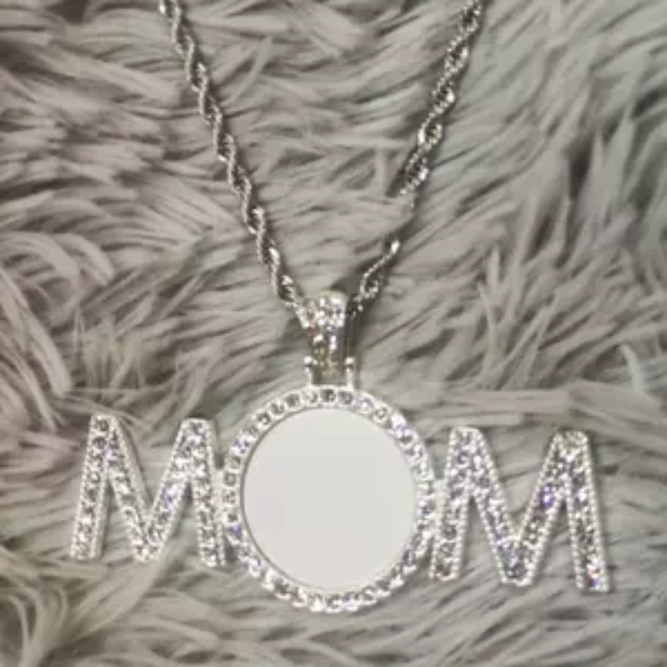 MOM Pendant Necklace